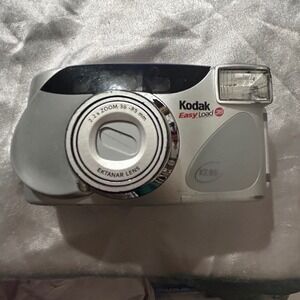 Kodak Easy Load 35 KE85 35mm Film Camera Silver Ektanar 38-85mm Zoom Lens